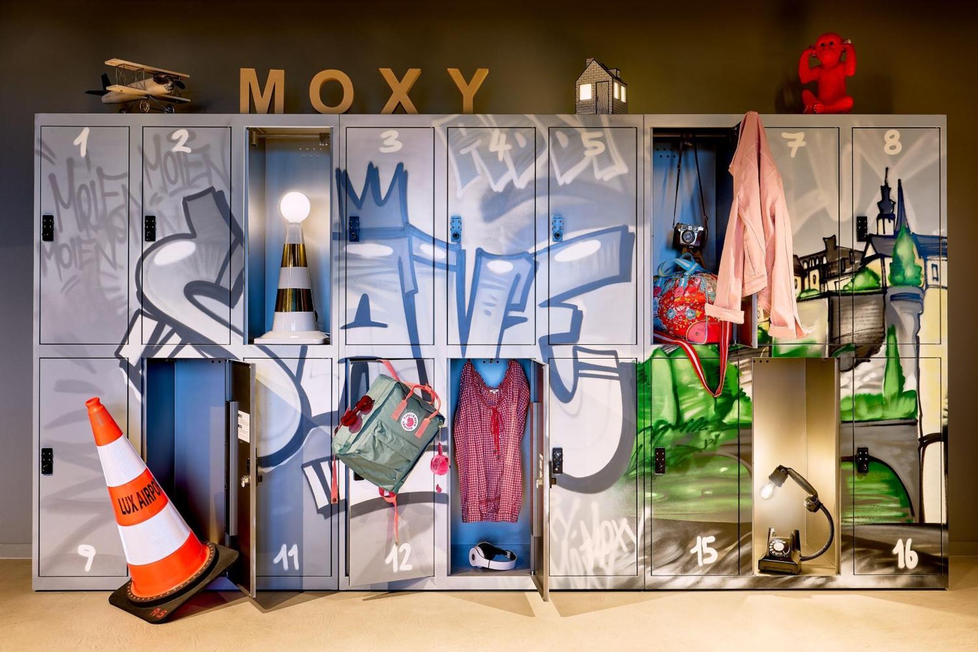 Готель Moxy Luxembourg Airport Niederanven Екстер'єр фото